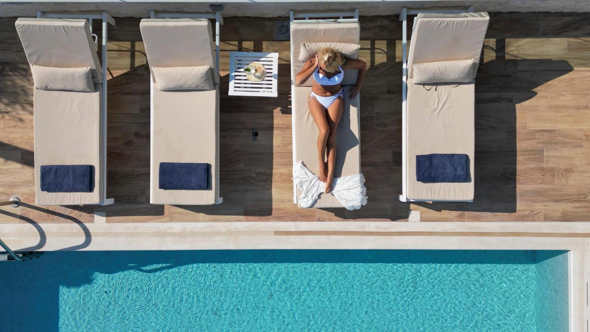 Aria Villas Василики Екстериор снимка