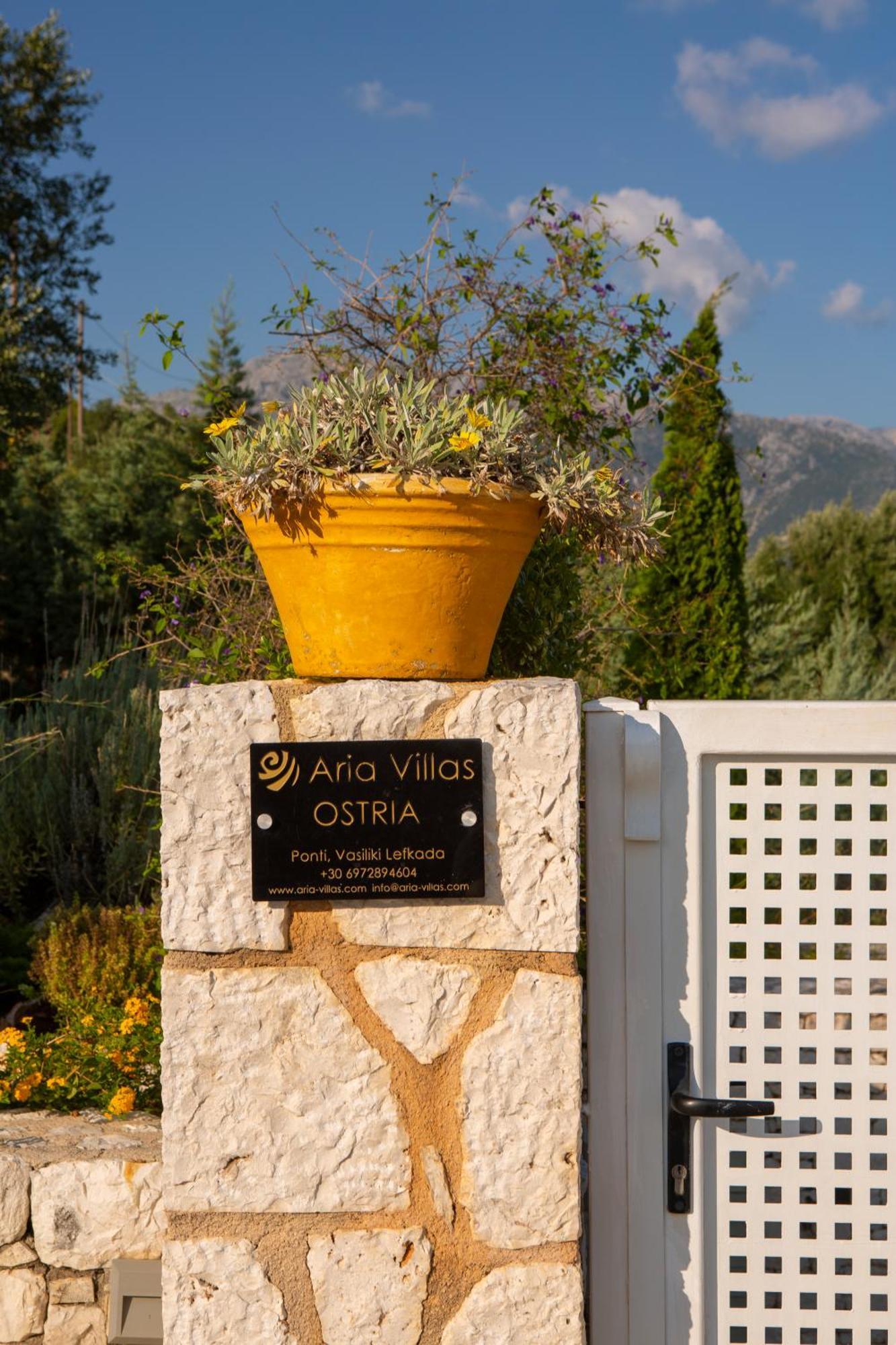 Aria Villas Василики Екстериор снимка
